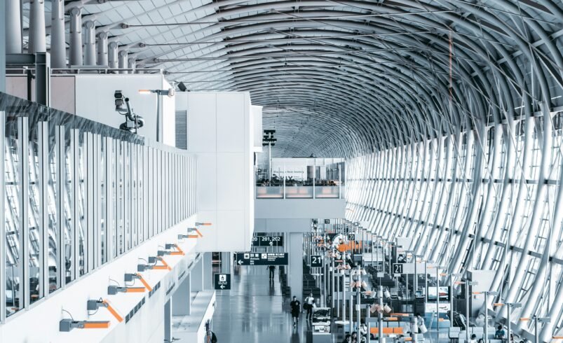 Healthy Airport Eating: Smart Choices Before You Fly