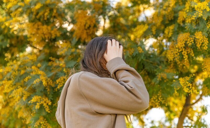 Symptoms of High Cortisol Levels in Women: Signs, Effects, and 10 Ways to Balance Naturally