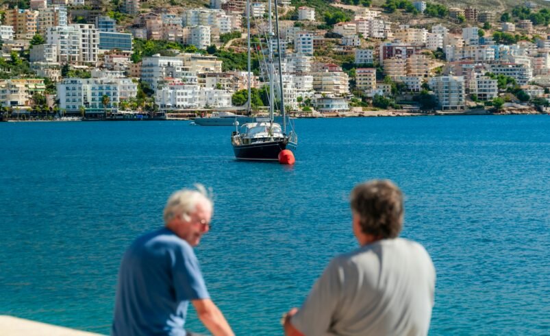 What is Slow Living? 12 Benefits and Steps to Adopt an Intentional Lifestyle